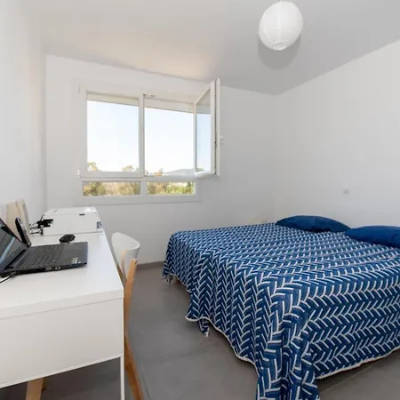 Le Lavandou, T3 Climatise, Piscine, Tennis, Parking, Proche - Fr-1-803-59 *