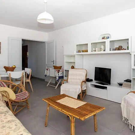 Le Lavandou, T3 Climatise, Piscine, Tennis, Parking, Proche - Fr-1-803-59 Apartment